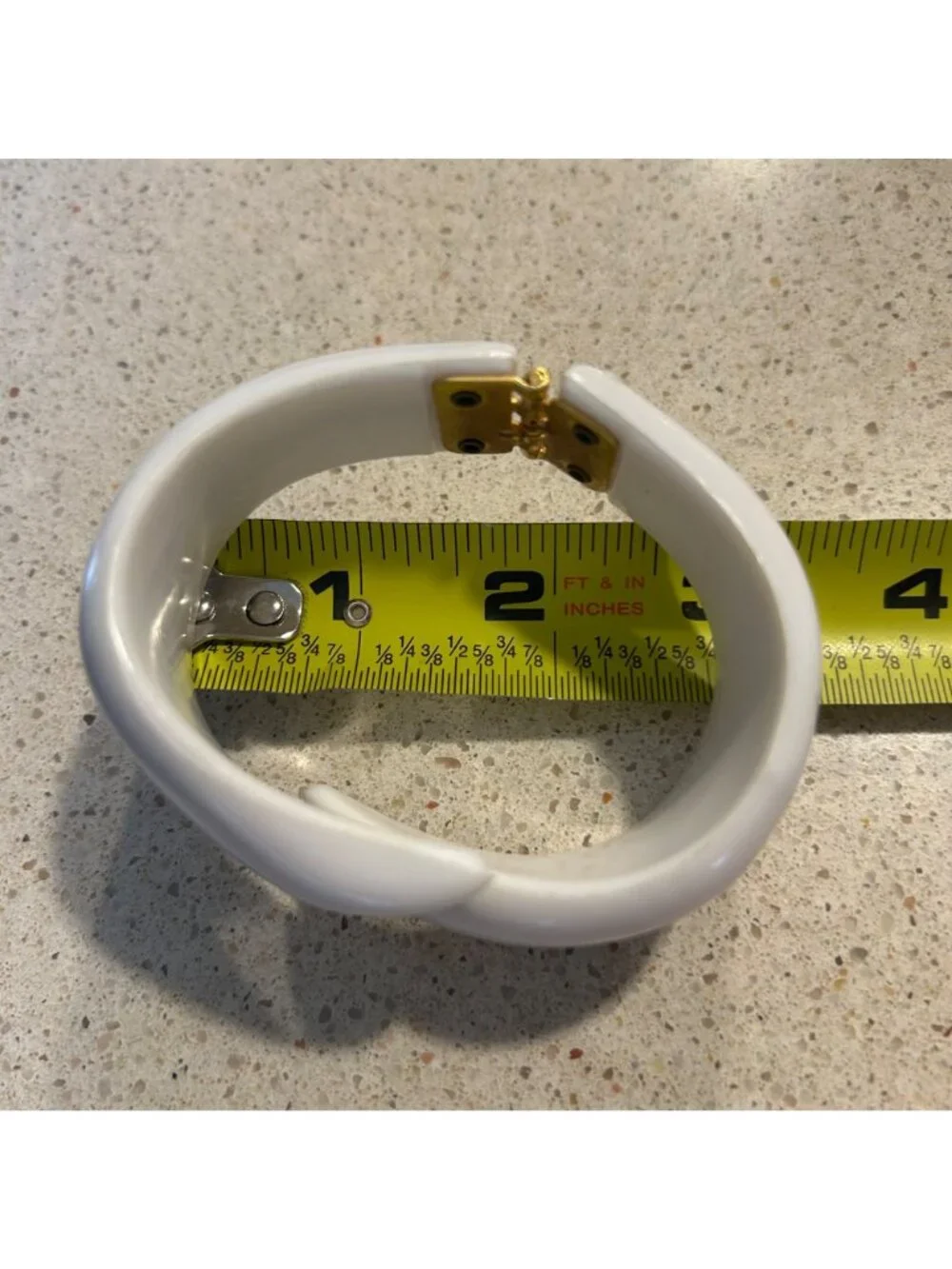 Vintage White Acrylic Hinged Bracelet With Claw-Like Design & Gold-Tone Closure